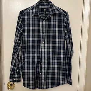 H&M Slim Fit Long Sleeve Button Up
